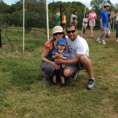 Apple Picking at Laraland Farms